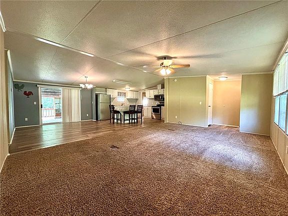 2nd image of 20 Rasberry Ln