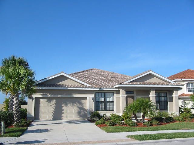 1st image of 2685 Harvest Dr