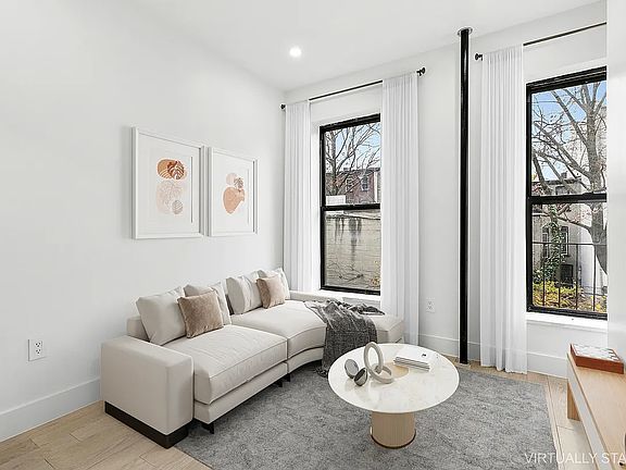 3rd image of 472 Bergen St #2B