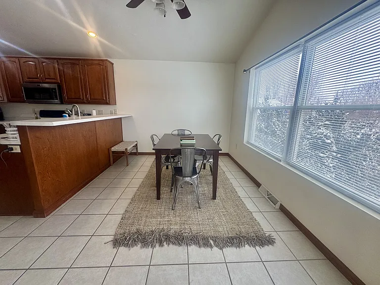 2037-2039 River Point Ct — Photo 8