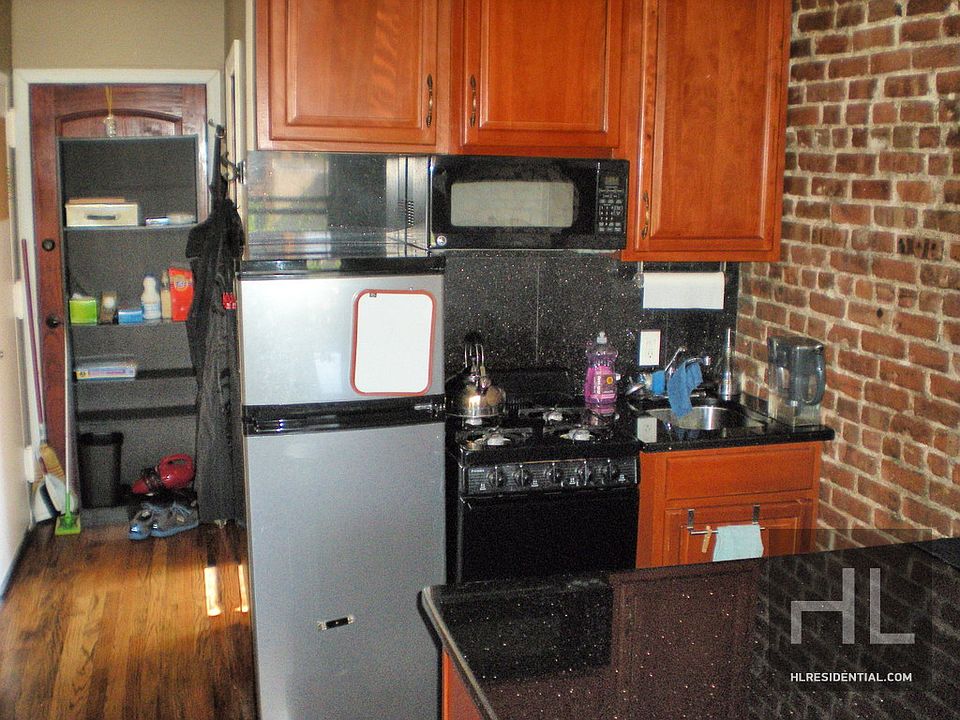 1st image of 302 W 138th St APT 2R