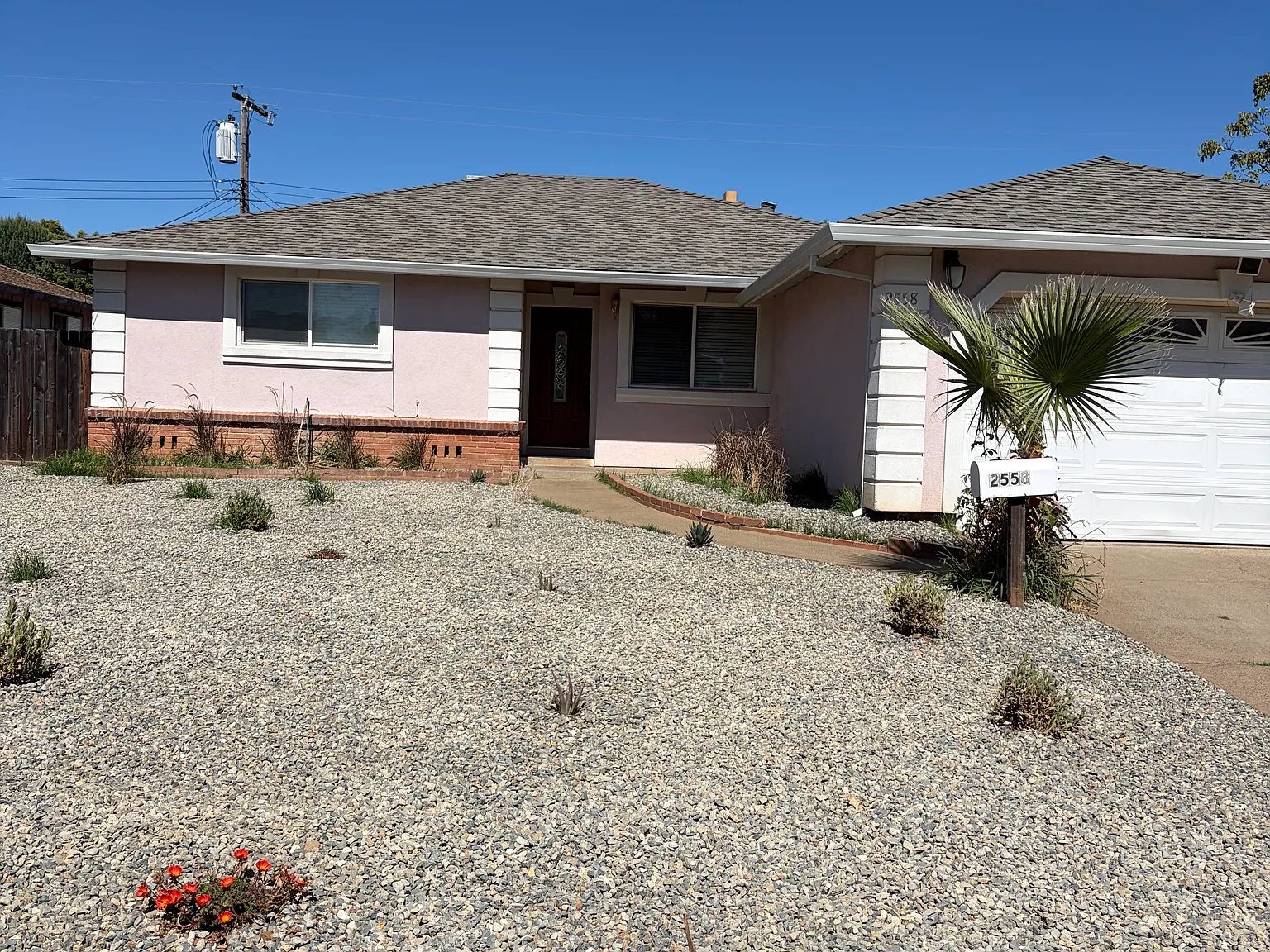 3 bed, 1621 sqft, $2,890 — Photo 4