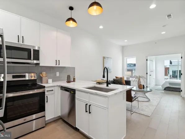 1810 Federal St #3, Philadelphia, PA 19146