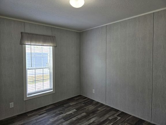 4th image of 1311 Us Highway 92 W #107