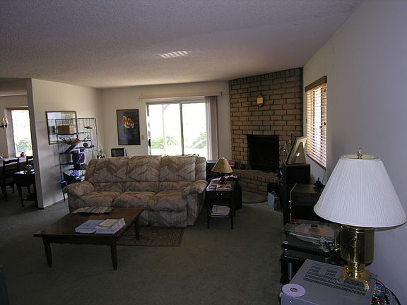 Family Room With Fireplace!