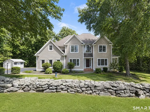 26 Overlook Farms Road, Killingworth, CT 06419