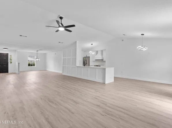 6369 SPRING HOLLOW Court, Jacksonville, FL 32218