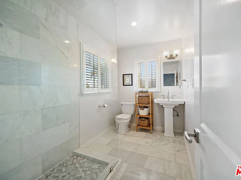 3085 Motor Ave — Photo 28