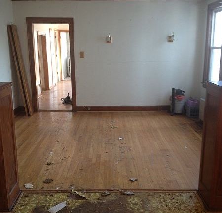 3rd image of 3829 Drummond St
