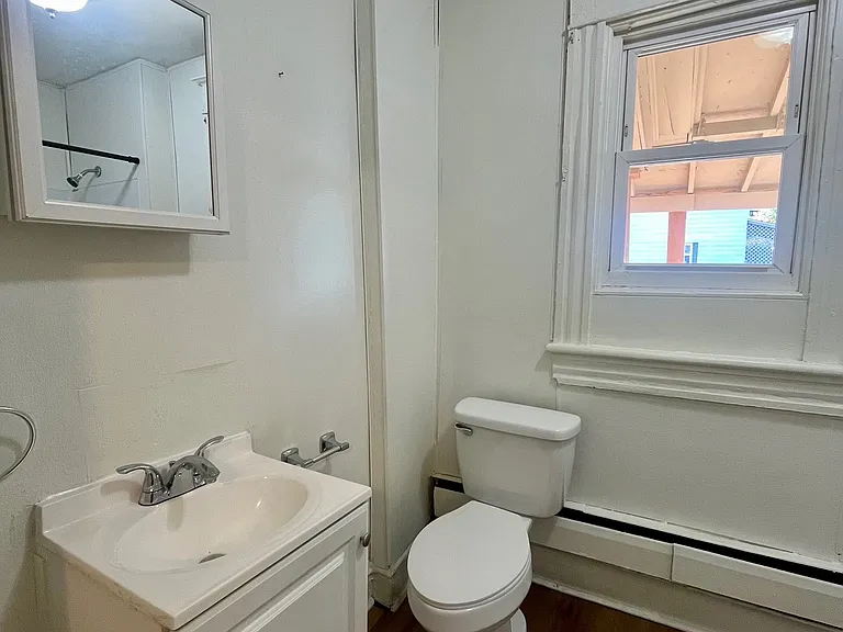 438 Ripple St #2 — Photo 6