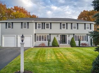 4 Starwood Xing, Andover, MA 01810
