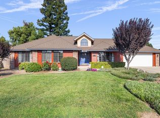 1029 N Velie Ct, Visalia, CA