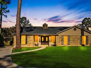 9 Jadecrest Ct, Conroe, TX 77304