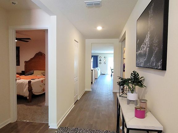 3rd image of 36 Ryarbor Dr