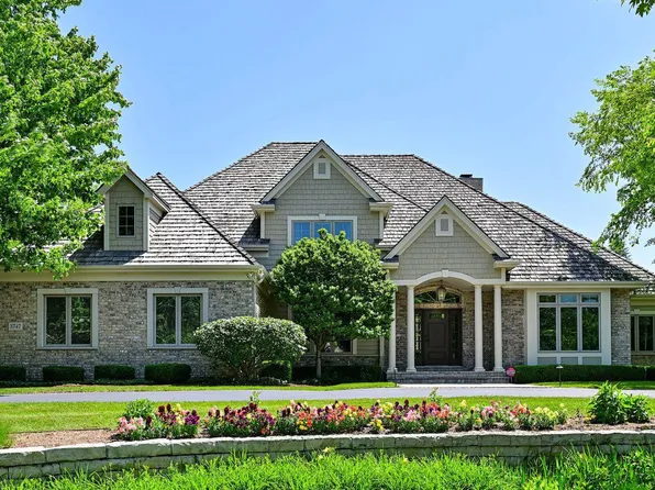 3747 West Ashley LANE, Mequon, WI 53092