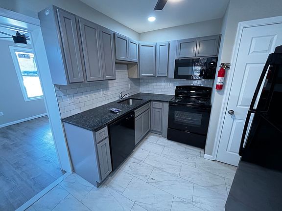 3rd image of 846 Bingaman St Unit 1R