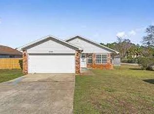 9438 Parker Place Dr, Navarre, FL 32566