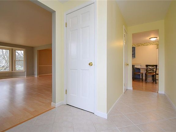 4th image of 22 Chillington Ln