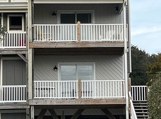 124 Heverly Dr #E, Emerald Isle, NC 28594