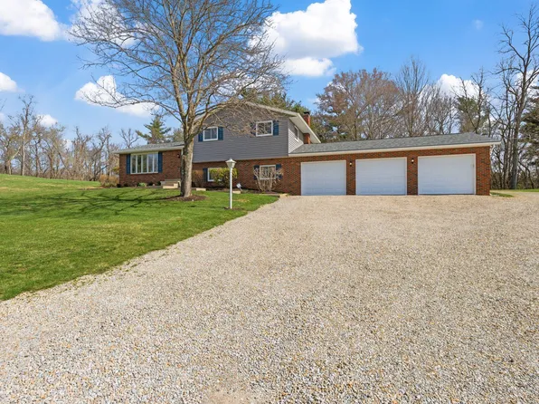 280 Wildwood Dr, Zanesville, OH 43701