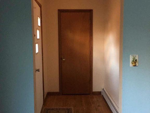2nd image of 9 Whiteford Dr