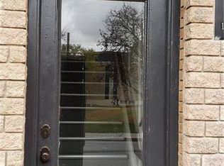 120 N Main St APT 2, Norwich, CT 06360