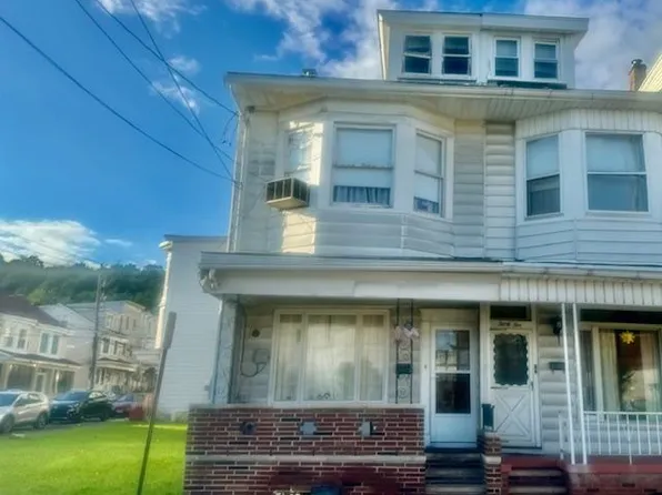 37 W Coal St, Shenandoah, PA 17976