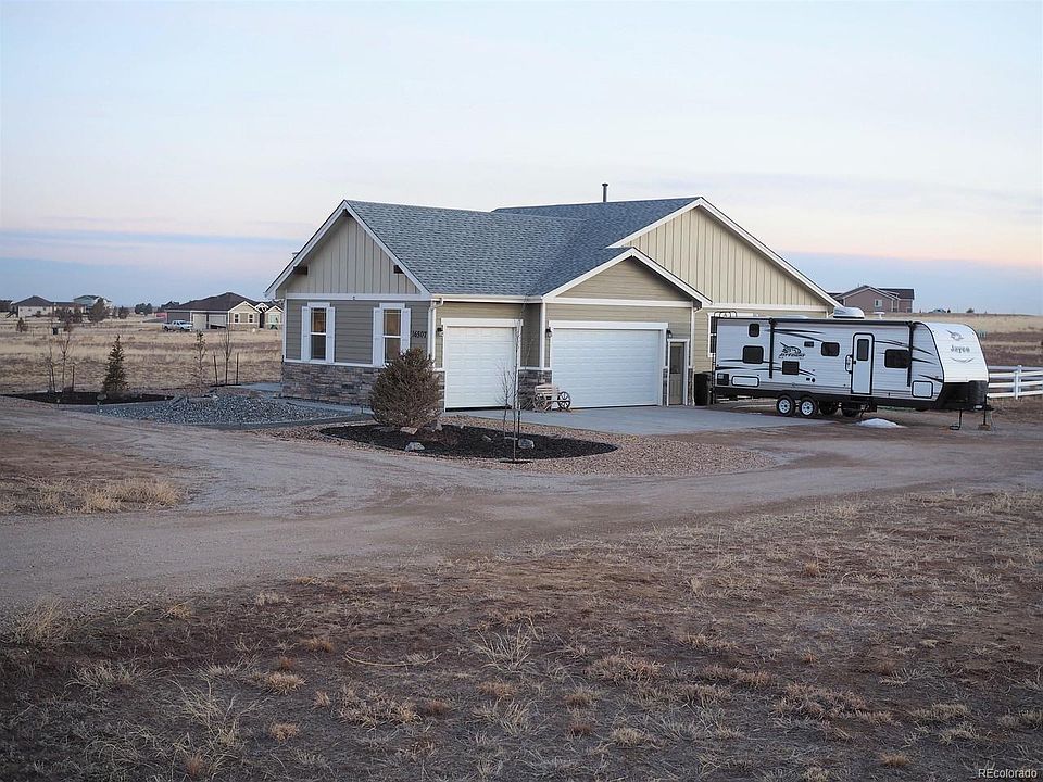 1st image of 16507 Fairbanks Ct
