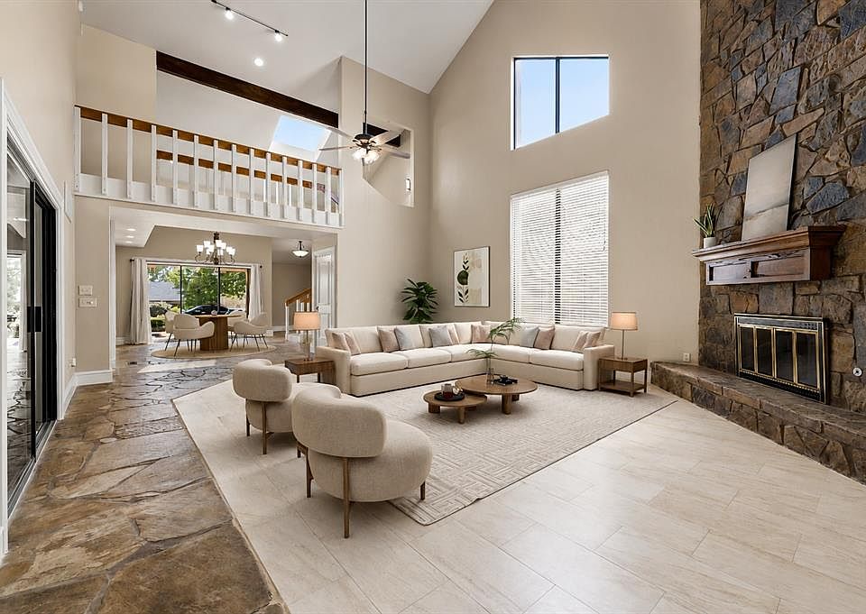 1st image of 3001 Raintree Rd