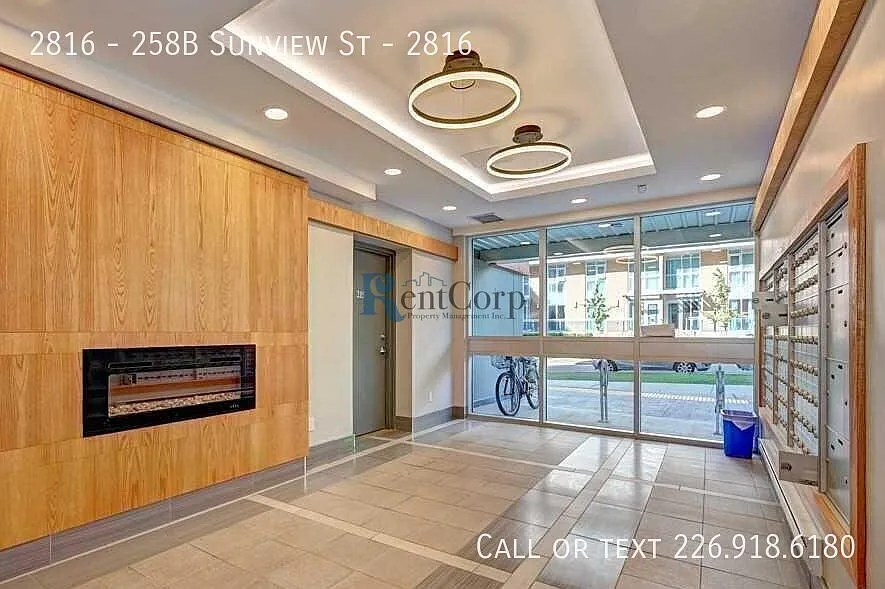 2 bed, 1.0 bath, 582 sqft, $2,000 — Photo 2
