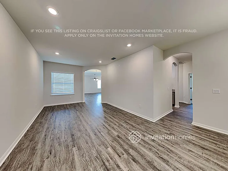 6876 Mossy Oak Ln — Photo 4