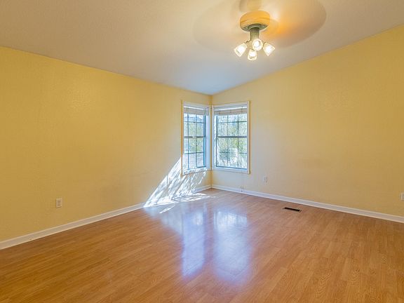 5th image of 6771 N Prairie Dr