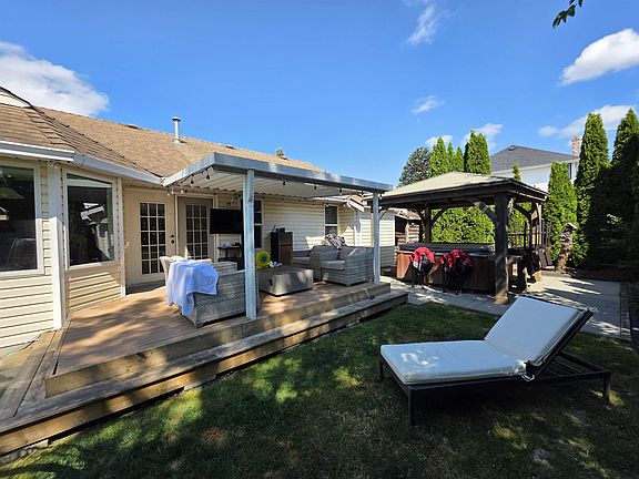 3rd image of 6038 187th St
