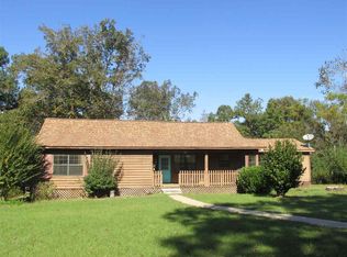 206 Jones Spell Rd, Mendenhall, MS 39114