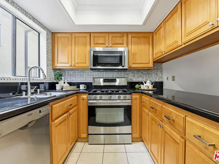 11952 Darlington Ave #3 — Photo 13