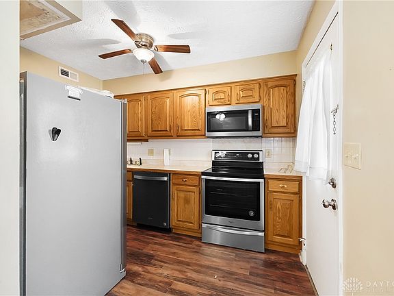 2nd image of 7815 N Main St Unit 10