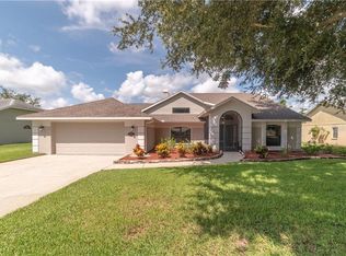 6401 Huntington Dr, Zephyrhills, FL 33542