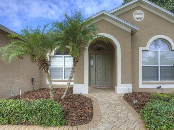 2nd image of 3951 Chaucer Way