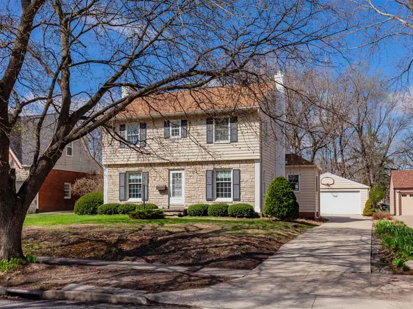 2010 44th St, Des Moines, IA 50310