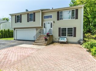 350 Blackrock Rd, Coventry, RI 02816