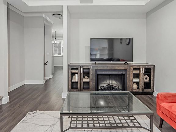 4th image of 10480 248th St #2