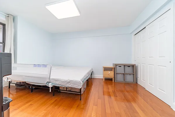 Sold by Chous Realty Group Inc | media 28