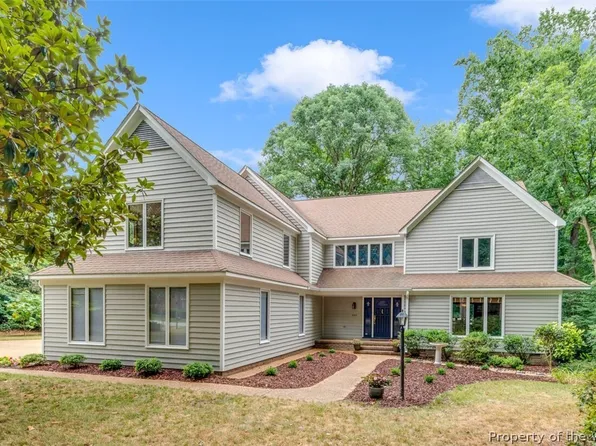 320 Tides Run, Yorktown, VA 23692