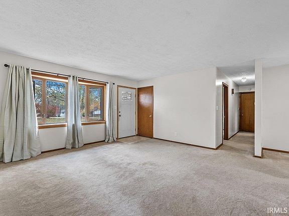 3rd image of 3775 S Gillham Dr