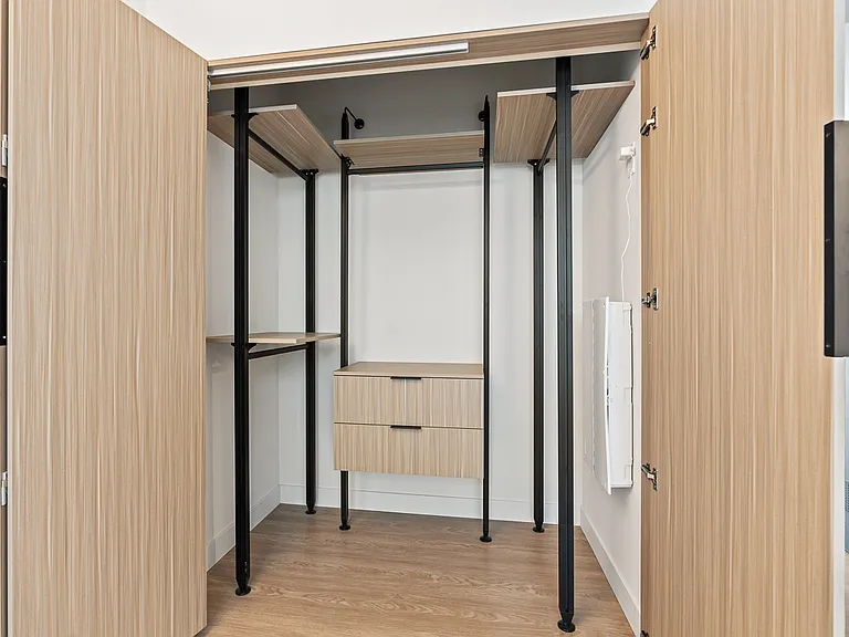 Venue Residences — Photo 93