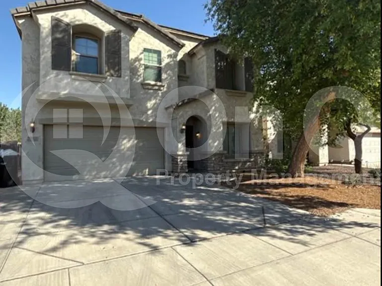 11053 E Silver Springs Ave — Photo 1
