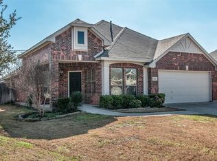 8240 Courtney Way, Watauga, TX 76148