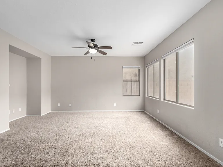 4509 E Loma Vista St — Photo 8