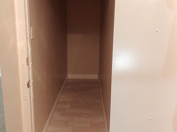 5th image of 14 Macdonald Ave