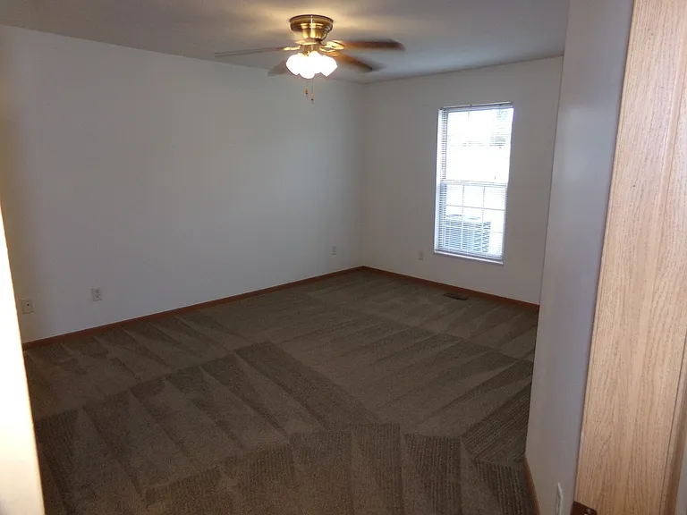 108 Brookside Dr — Photo 14